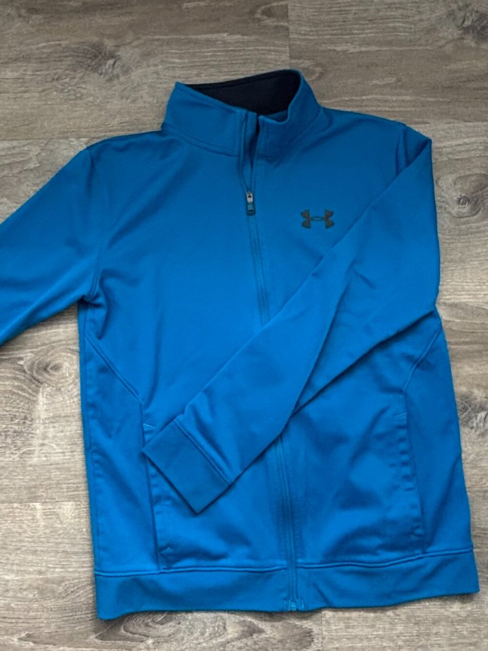 Under Armor boys zip up